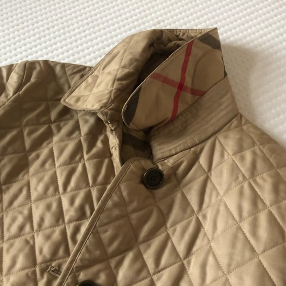 Burberry Ashurst Quilted Jacket - Picture 9 of 10
